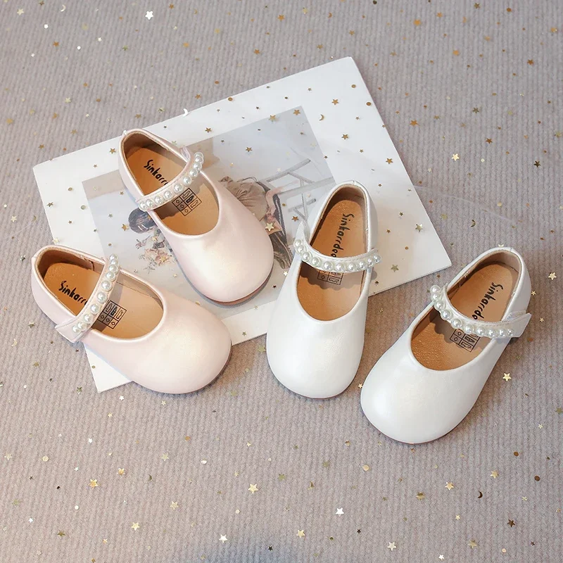Girls Leather Shoes Soft Kids Mary Janes with Beading Pearl Chic Princess Sweet Simple Children Flats White for Wedding Party