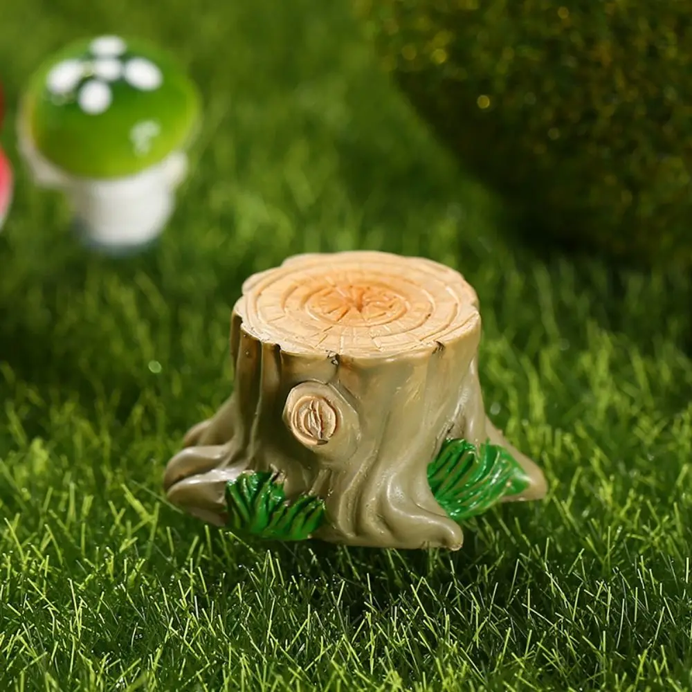 Creative Cute Simulation Tree Stump Cartoon Tree Stump Shape Resin Small Tree Stump DIY Tree Stump Ornaments Outdoor