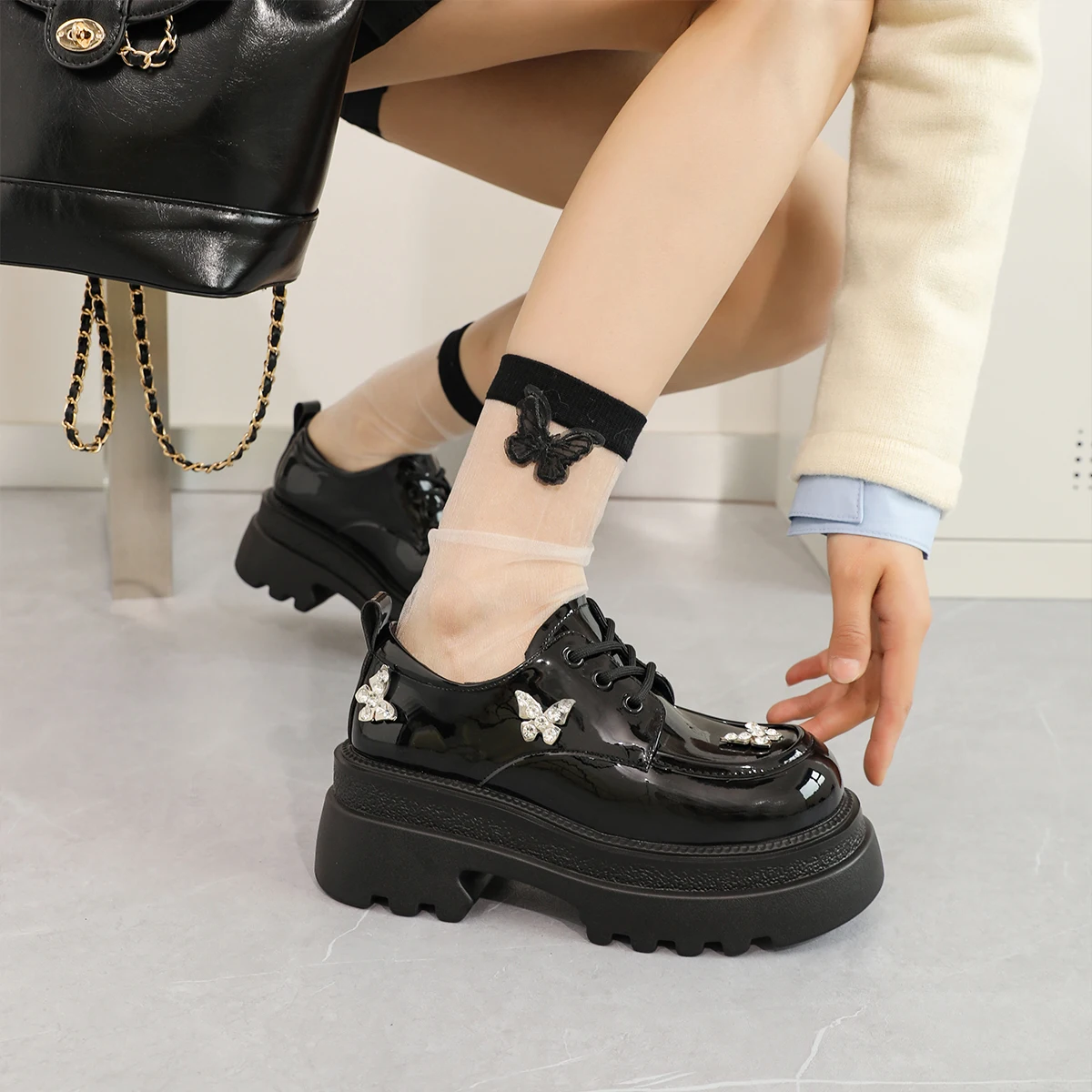 Elegant  Bowknot Thick Bottom Leather Shoes for Women Spring Summer New Style College Style Flats Rubber Sole Shoes
