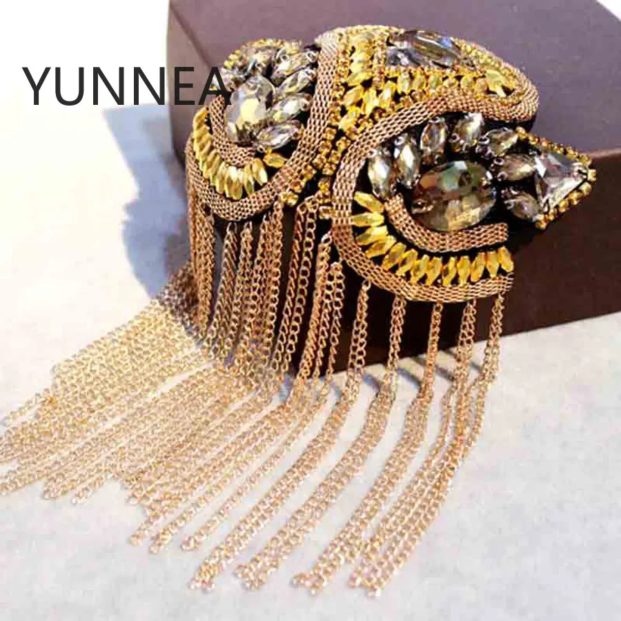 Handmade Rhinestone Fashion Tassel Chain Shoulder Board Badges Beads Patch Metal Epaulet Epaulette Military Pin on Brooch Medal