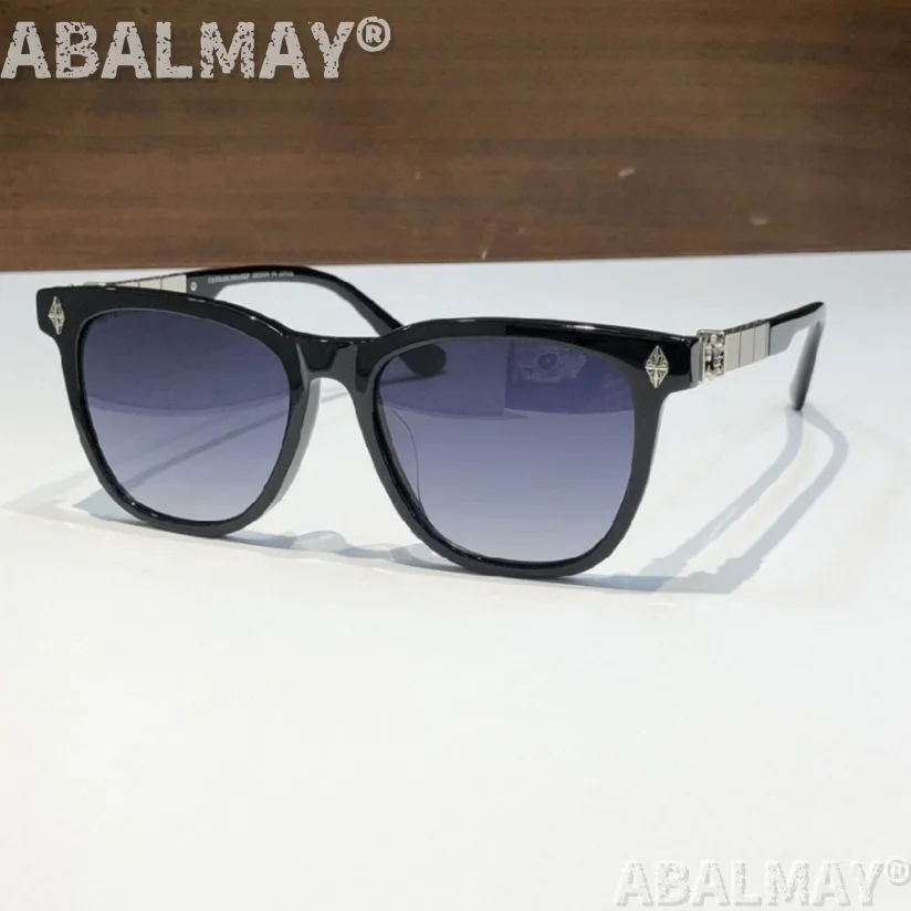 คุณภาพสูงDesignerแว่นตากันแดดผู้ชายและผู้หญิง 8137 ขนาด 53-18-150 ไทเทเนียมหรูหราแฟชั่นการออกแบบดวงอาทิตย์แว่นตาUV400 พร้อมกล่อง