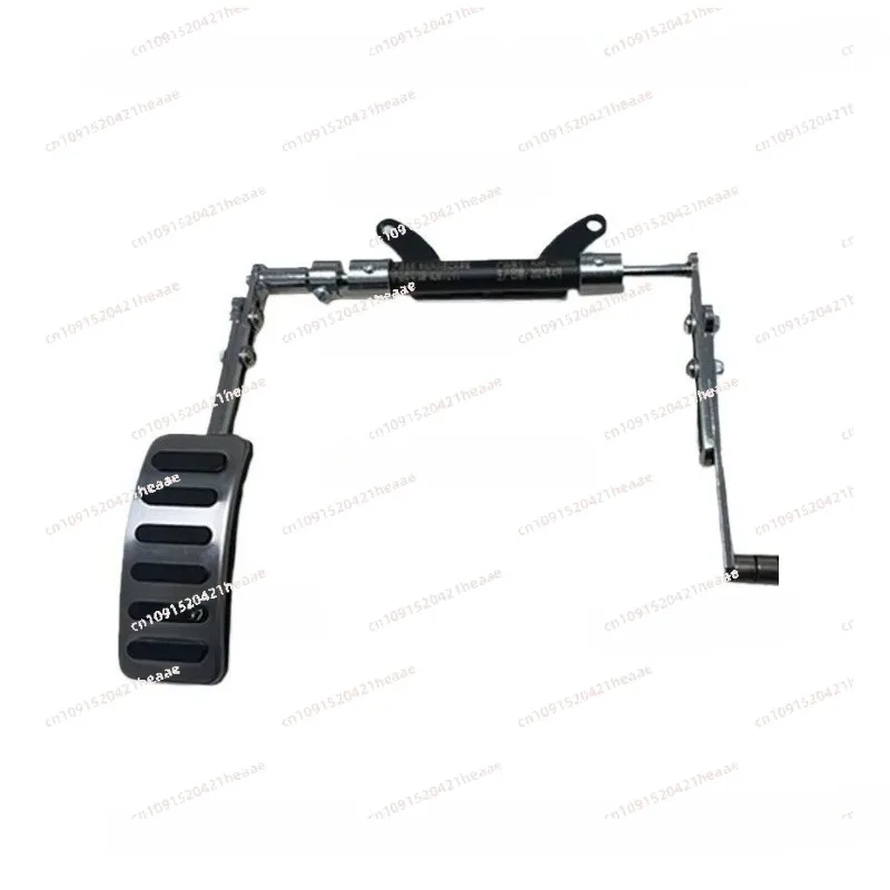 Suitable for portable left foot accelerator pedal drive assistance