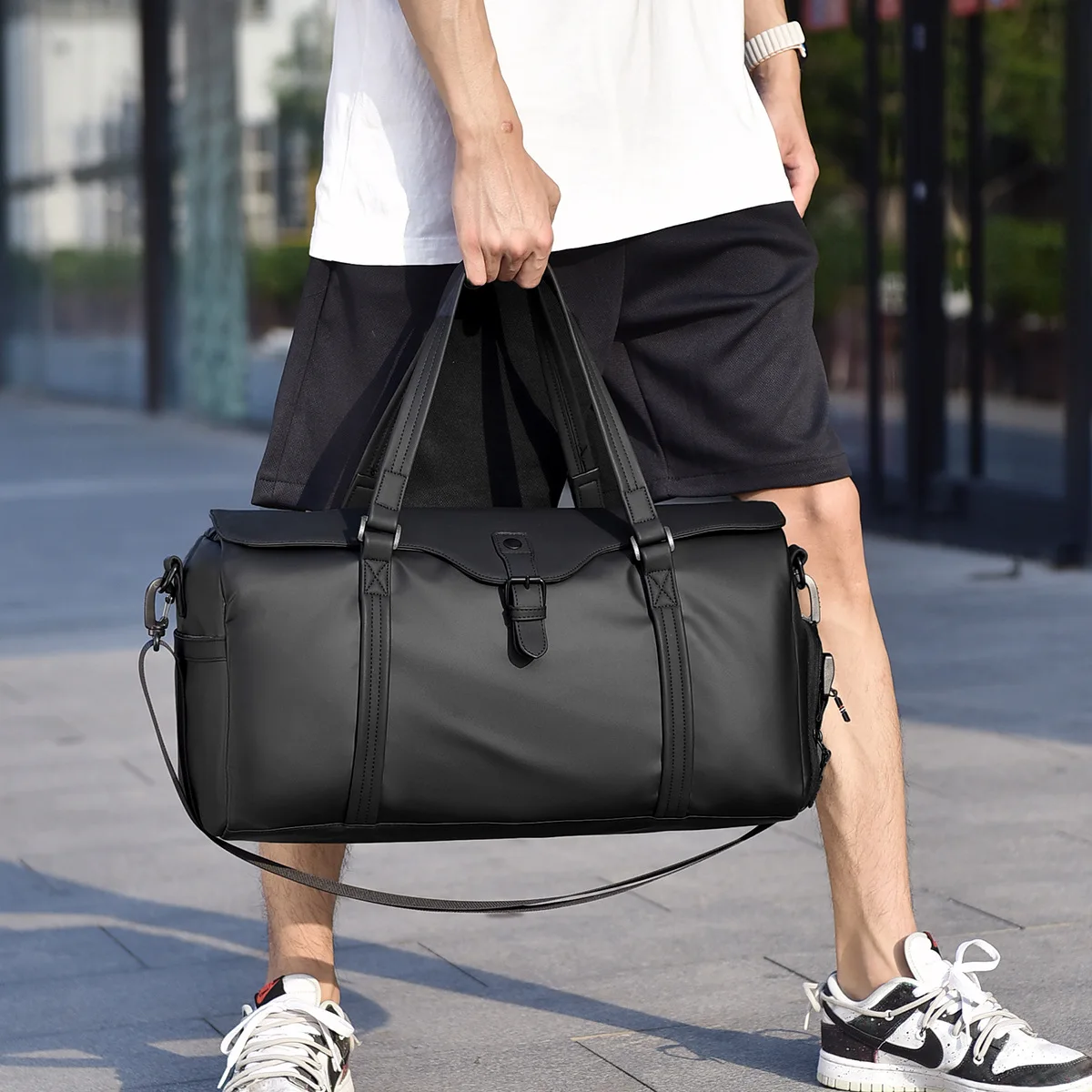 

Men's Large Capacity Luggage Business Trip Waterproof Wear-resistant Handbag Fashionable And Convenient Crossbody Luggage Bag
