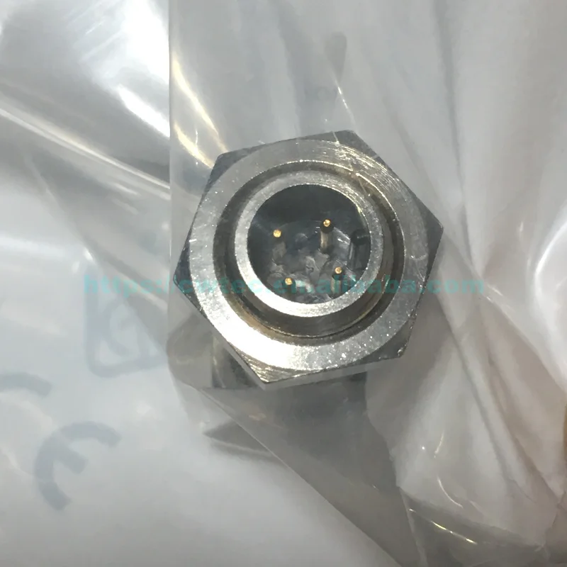 202510 قطعة IME12-04BNSZC0K 1040771 نطاق الاستشعار المريض 4 مللي متر M12 4pin أجهزة استشعار القرب الاستقرائي الكهربائية الجديدة والأصلية #3