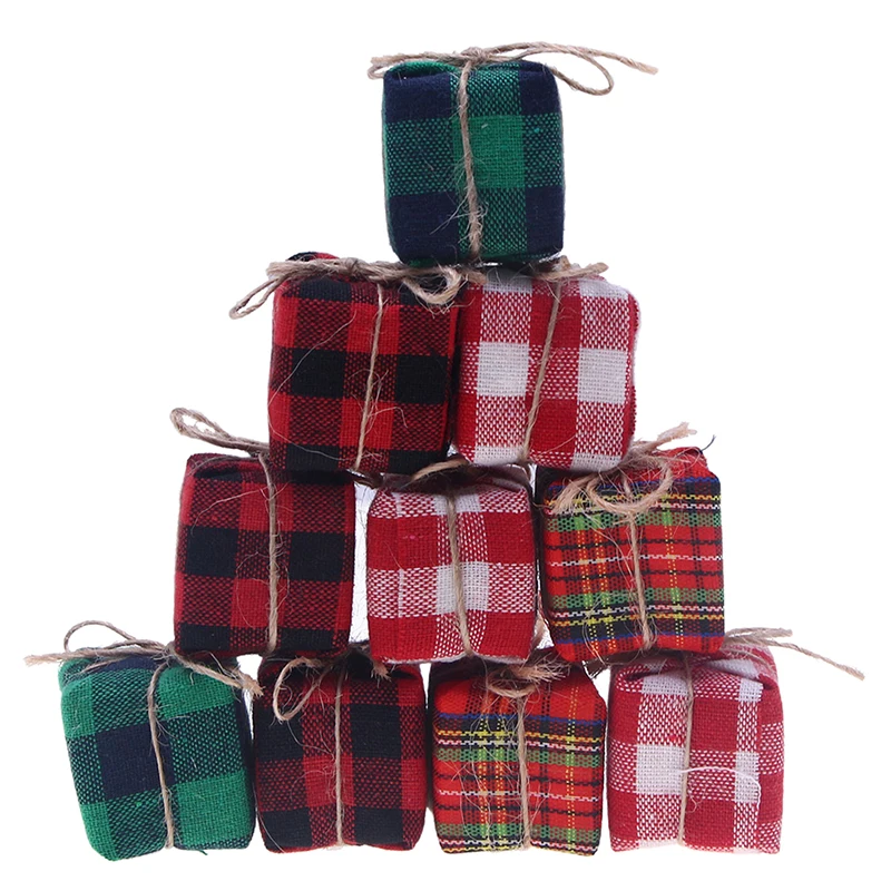 5Pcs Dollhouse Miniature Christmas Gift Box Scotland Holiday Party Decor Pendant Kids Pretend Play Toy Doll House Accessories