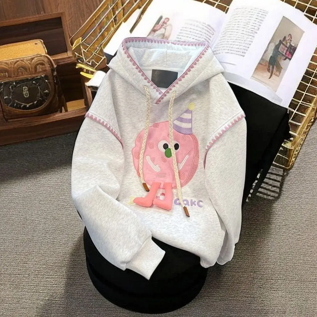 Women's autumn and winter loose fitting 3D embroidered cartoon top with thickened fleece hooded sweatshirt