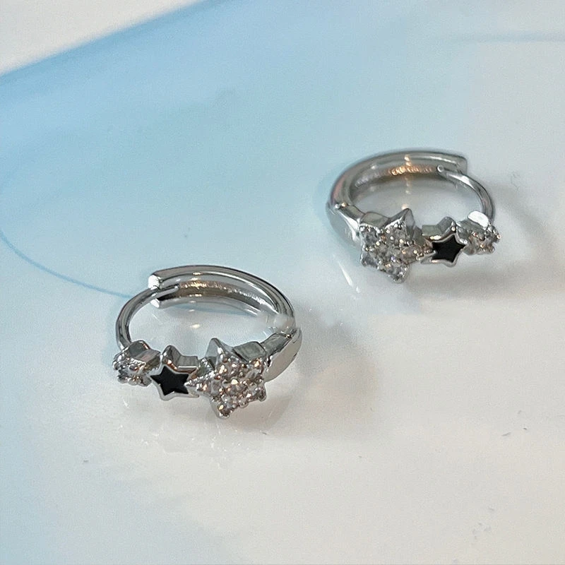Fashion Retro Zircon Crystal Pentagram Earrings 2023 Trend Simple Star Hoop Earrings for Women Girls Aesthetic Jewelry Wholesale