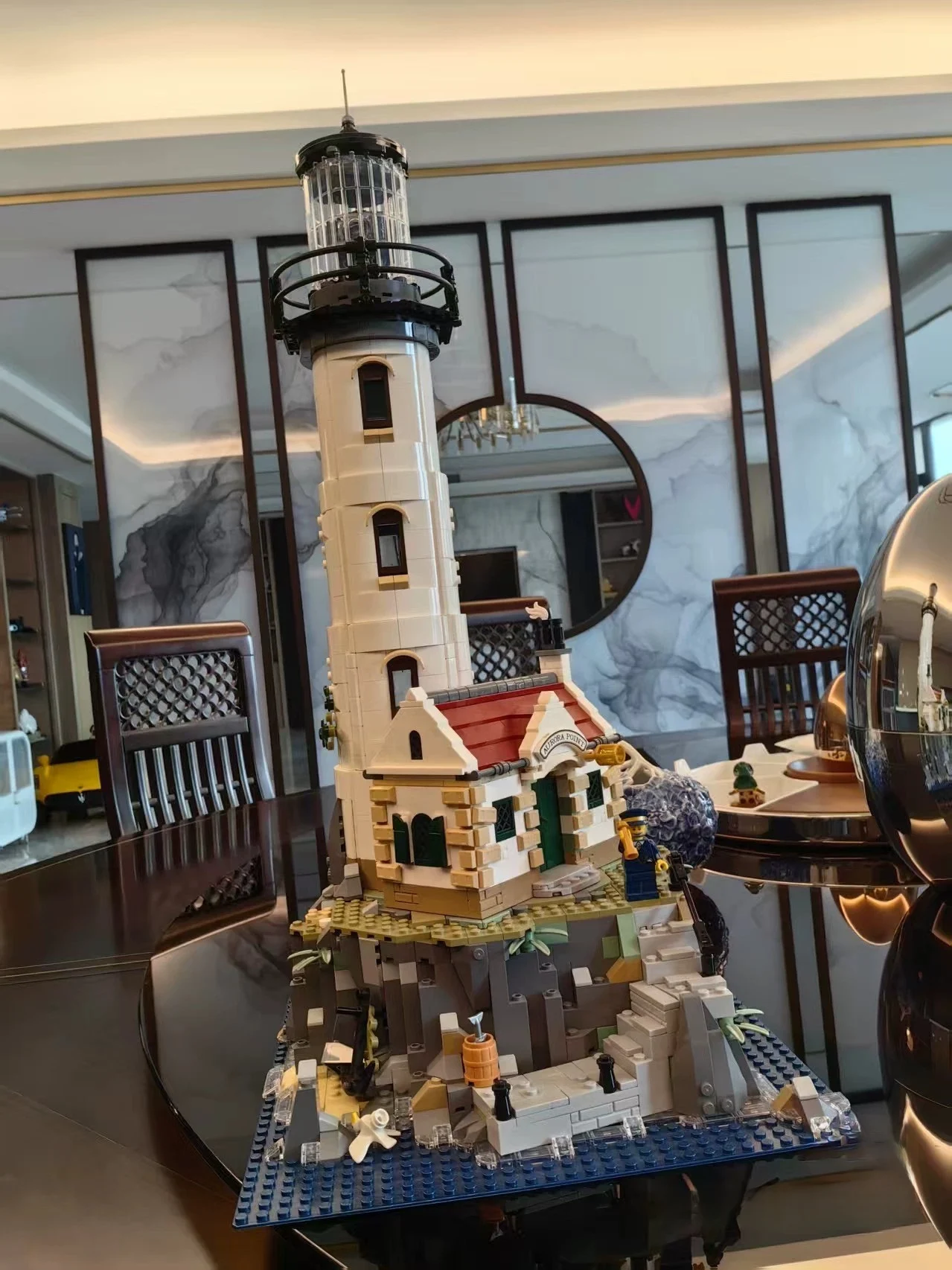 

Хэллоуин Рождество для друзей подарки электрический маяк 21335 2065 шт. модель строительного блока моторизованные кирпичи сборка игрушки