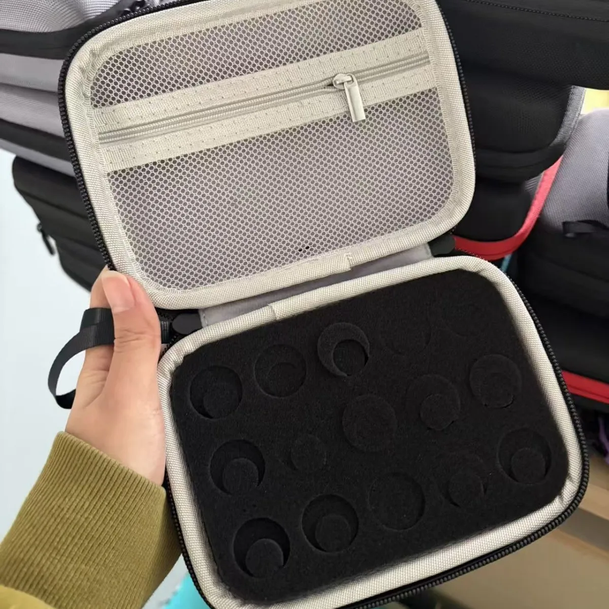 Insulin Vial Holder 15 Slots for 10ml Vials Handheld Peptide Case with Foam Protection Portable Insulin Storage Case (Case Only)