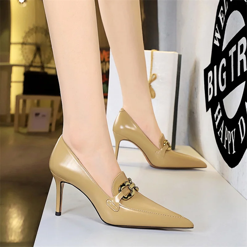 Retro Women Pointed Toe High Heel Wedding Pumps Luxury Designer Metal Chain Buckle Deep Mouth Stiletto Profession Shoes