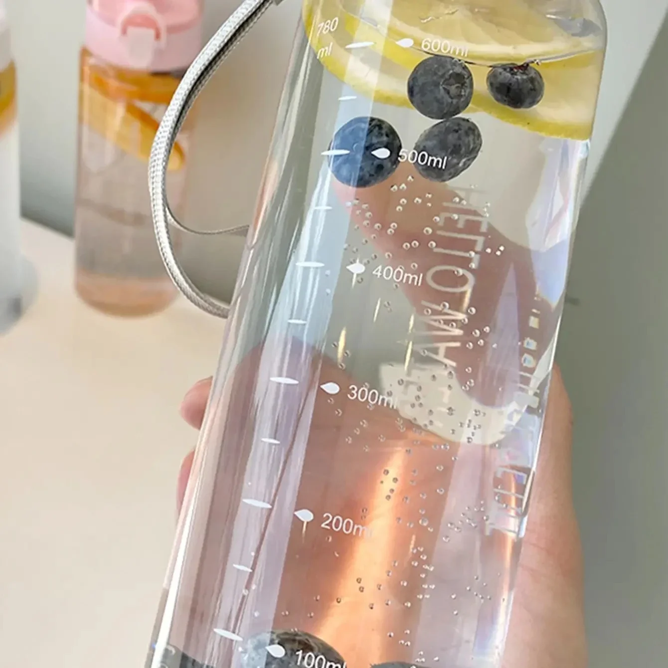 1pc-Summer Sports Water Cup, Large Capacity Portable Plastic Cup, High Temperature Resistant Simple Anti-fall Water Bottle view 3