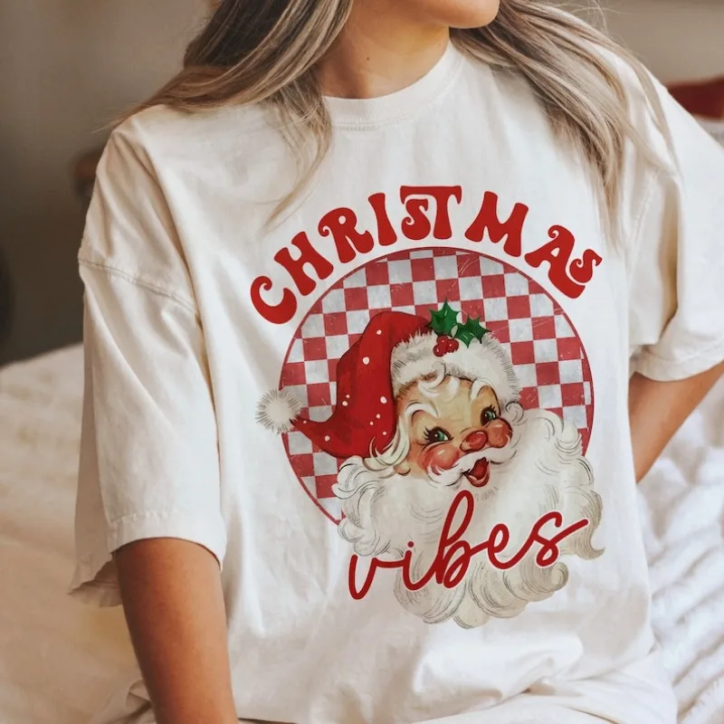 Red Santa Christmas Vibes Woman T Shirt Cute Funny Merry Christmas Pink High Quality Cotton Printed T-shirt Tee Shirt Camisetas
