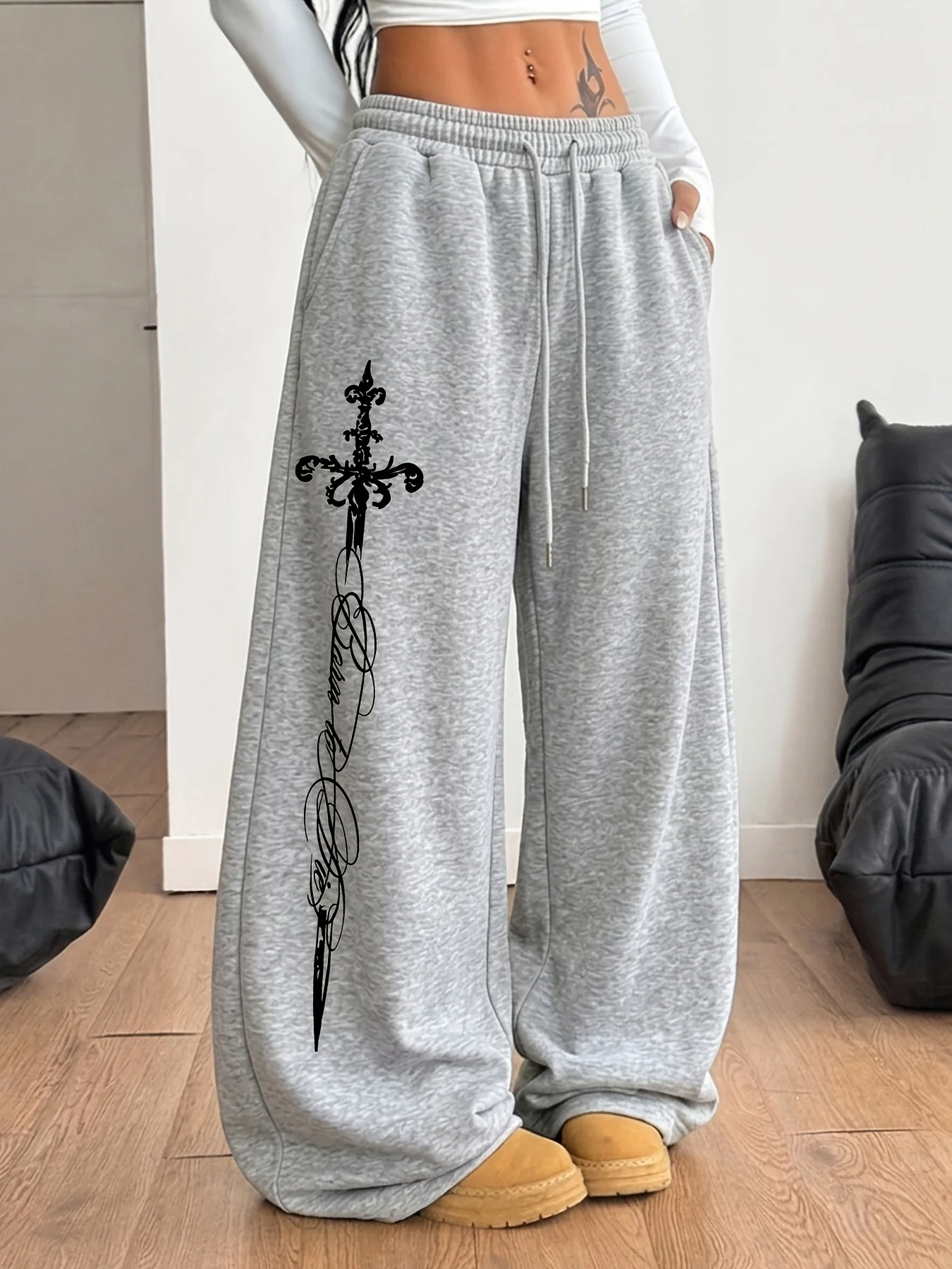 Women's Gothic Script Print Fleece Sweatpants for Autumn and Winter Warm Casual Loose Stylish and Versatile Streetwear Trendy