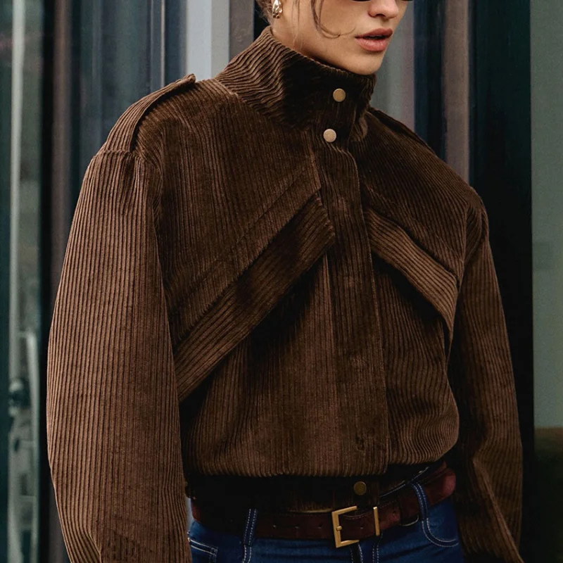 

Зимний мотоциклетный стиль, коричневые женщины, Design Sense, элегантное повседневное вельветовое пальто, 2024 для поездок на работу