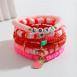 Set di braccialetti di perline di fiori di fragola rossa da 6 pezzi per le donne gioielli di bracciali elasticizzati con perline di argilla morbida colorata bohémien