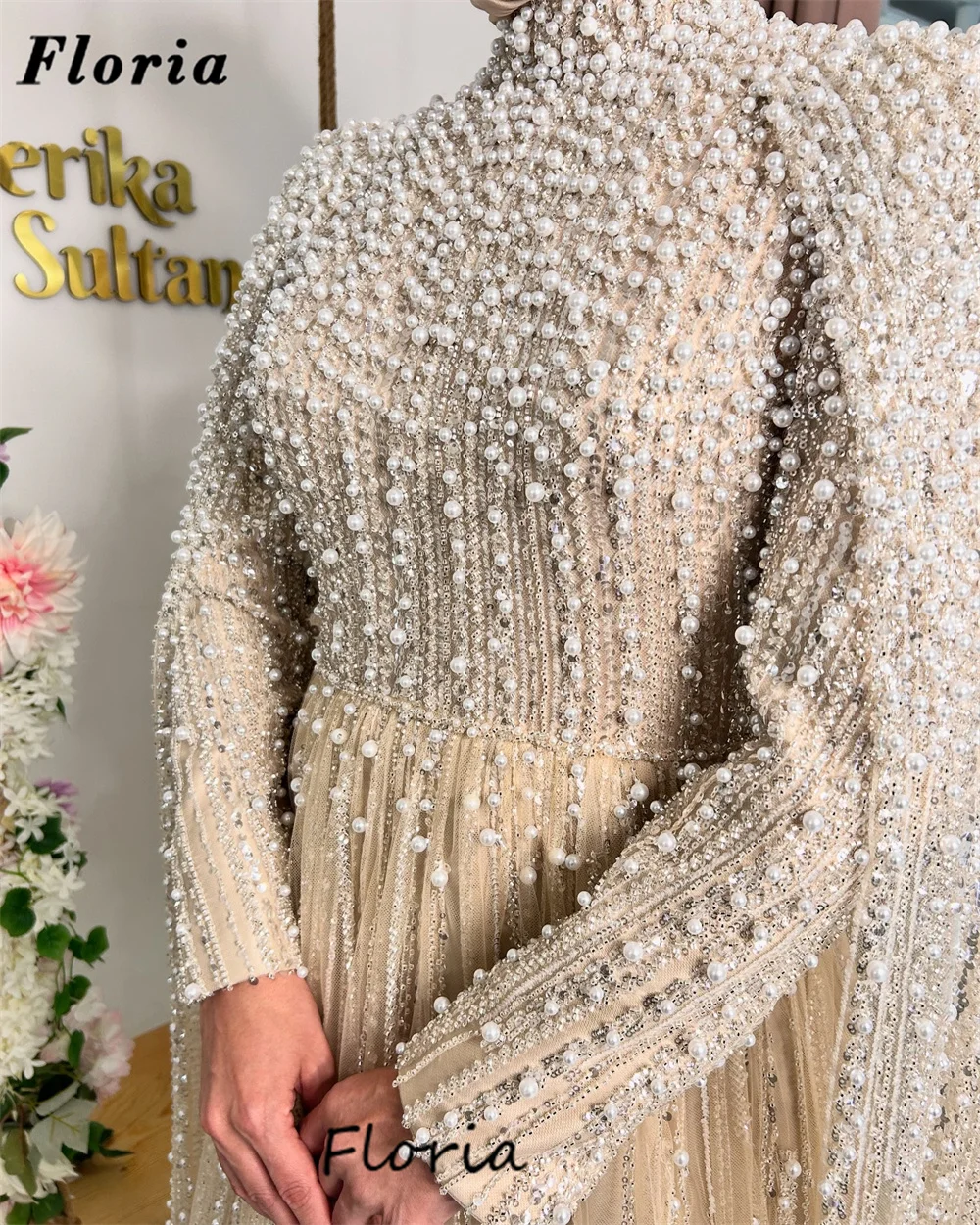 Champagner-Abendkleider mit schweren Perlen und Perlen, maßgeschneidert, 2025, muslimisches Cape, lange Ärmel, Geburtstagsparty-Kleider, Abschlussball-Empfangskleid