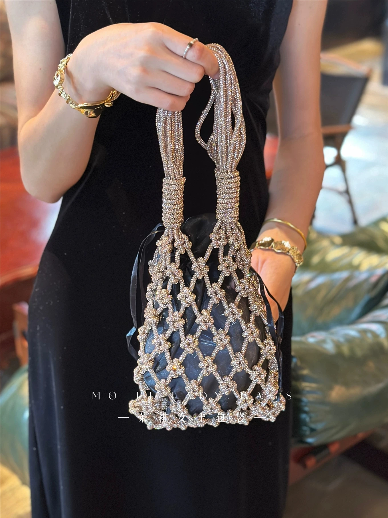 

Luxury Fashion Glitter Bucket Bag Glitter Shiny Diamond Rope Woven Handmade Women Handbag Wedding Party Banquet Clutch Purse