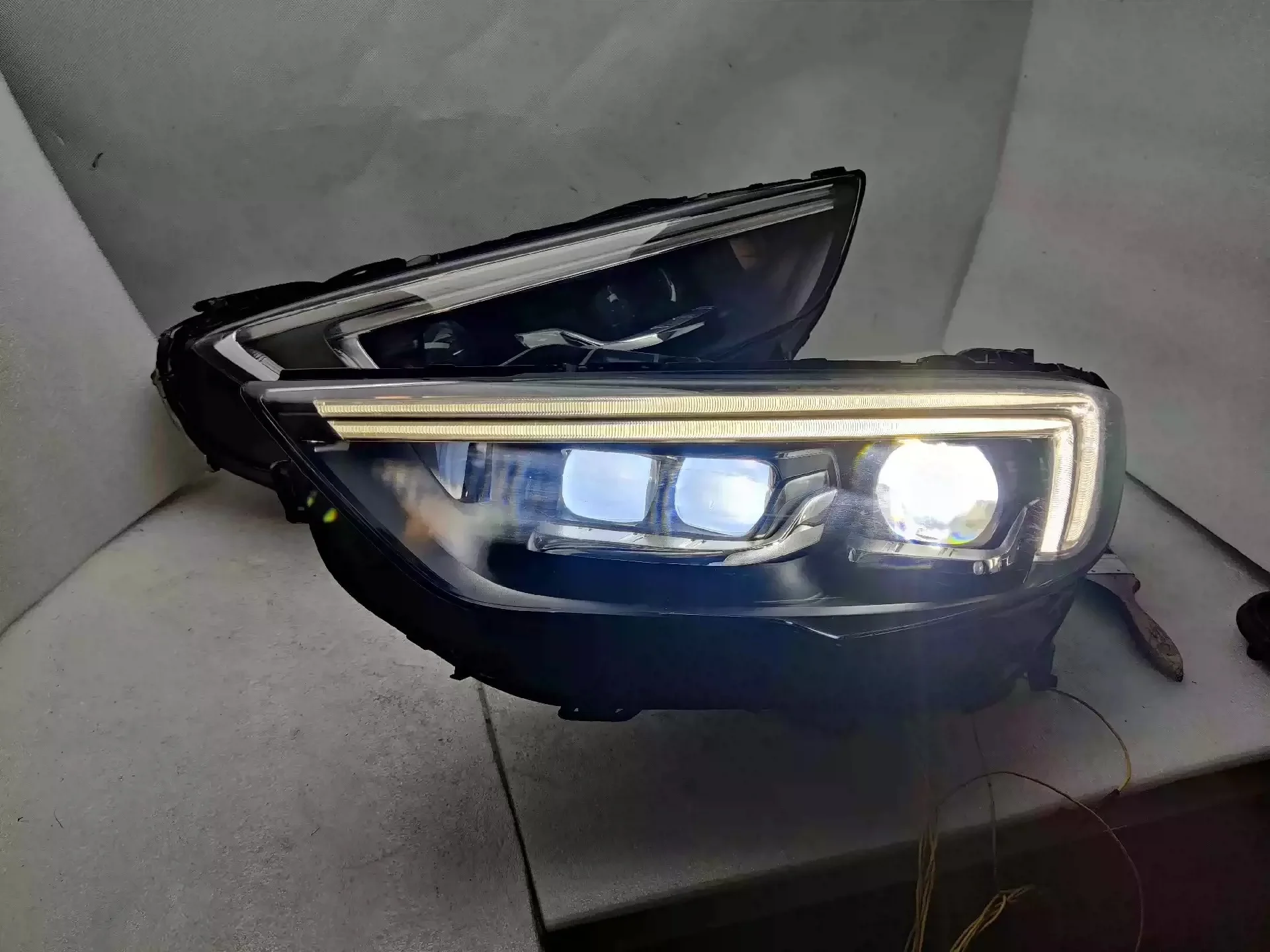 Car Headlight Head Lamp for  Regal Opel Insignia DRL Daytime Running Light Turn Signal Angel Eye Projector Lens