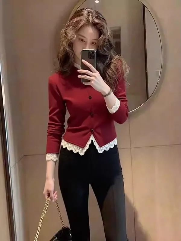 

Red Lace Trim Slim Fit Base irt Women's Faion 2025 Winter New Sle Chinese Sle ort Coat with Waist Cinching Detail