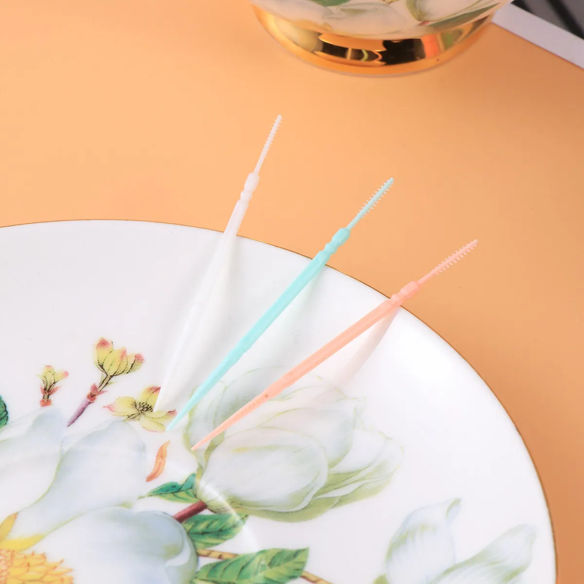 

600 шт. многоразовых двусторонних межзубных щеток с мягкой щетиной премиум-класса для удаления зубного камня, здоровья десен, чистки межзубных промежутков, ухода за полостью рта