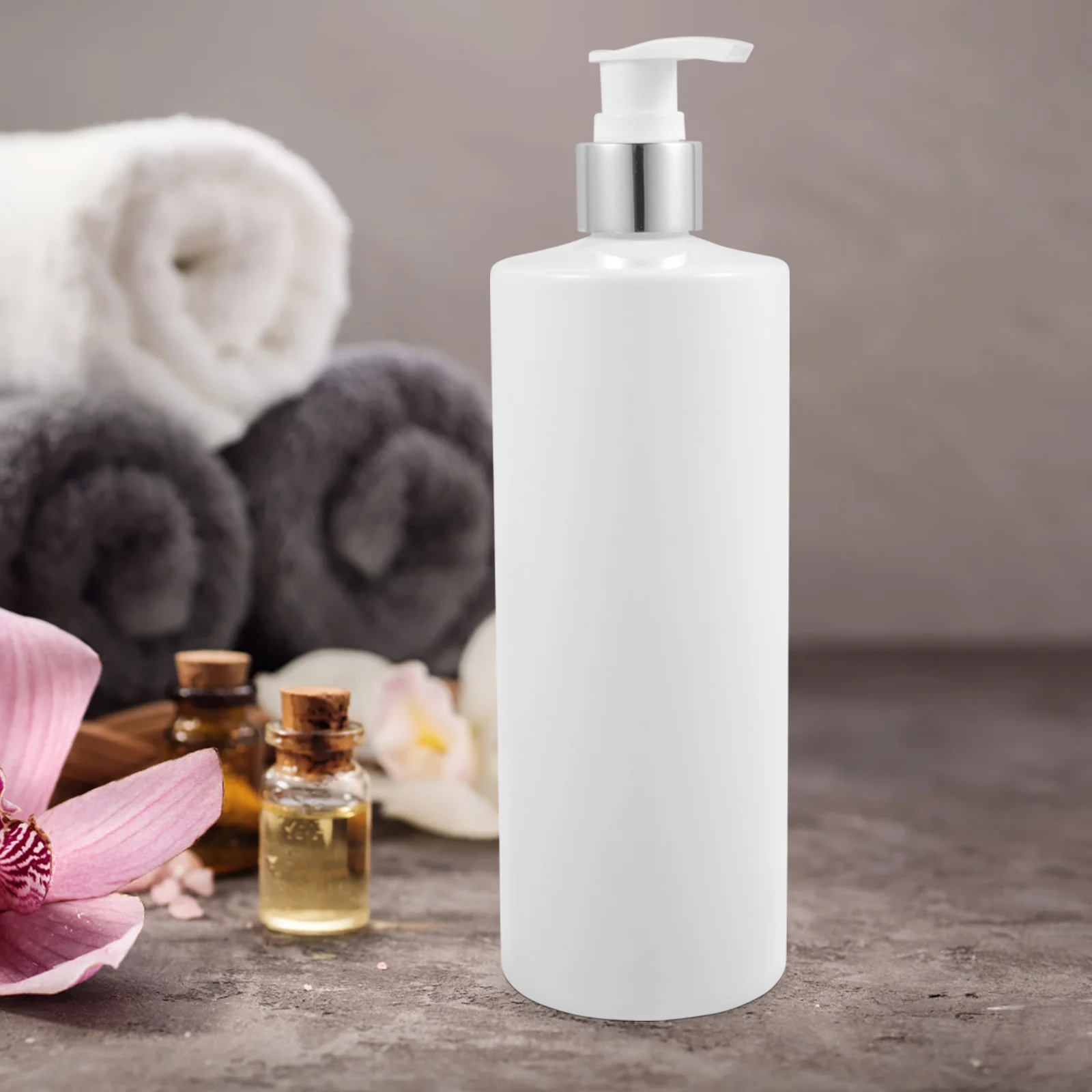 

2Pcs 500ml Transparent Plastic Bottles Space-Saving Easy Press Dispenser for Shampoo Lotion Bathroom Container