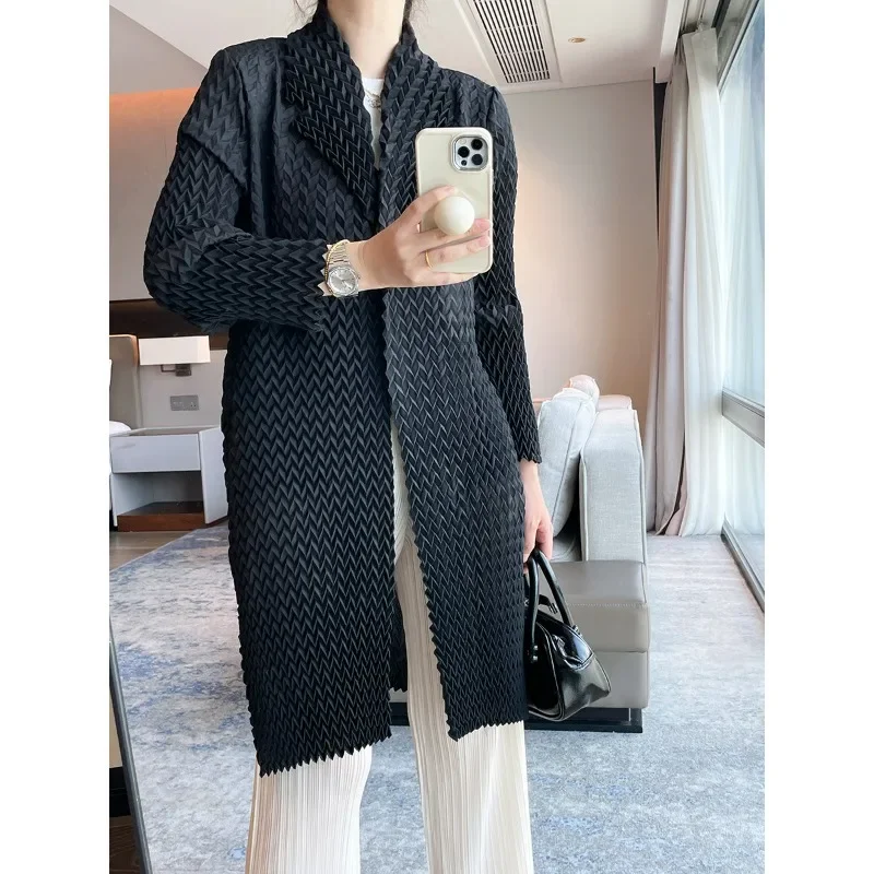 

Miyake 2024 Autumn New Style Lapel Handmade Pleated Trench Coat Jacket for Women's Fashion Versatile Mid Length Cardigan Top