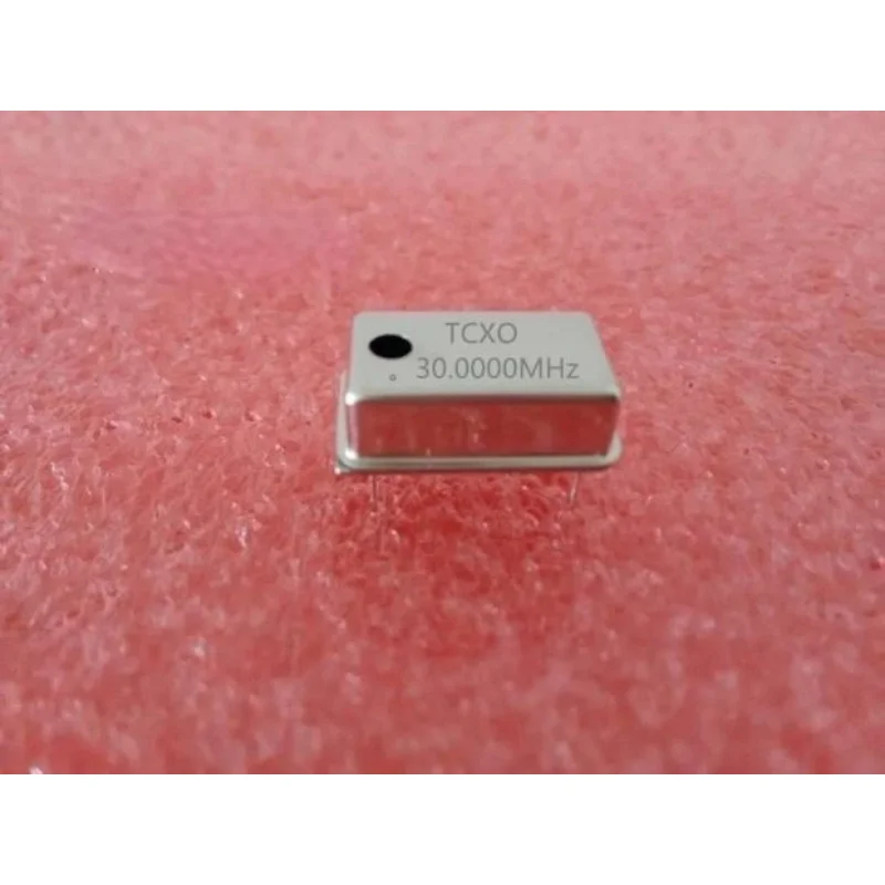 30M Active High Precision Temperature Compensated Crystal Oscillator TCXO 30MHZ 0.1ppm Plug-in  30m