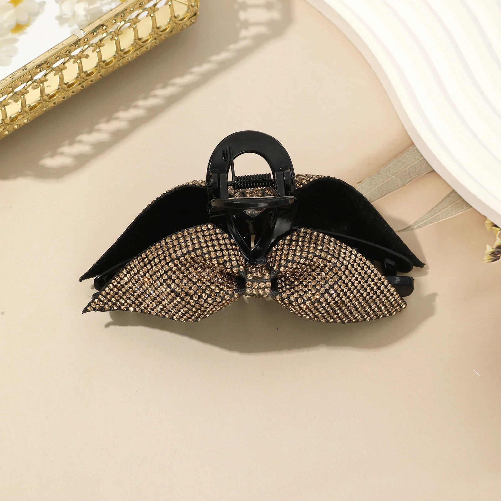 AWAYTR جديد القوس مشبك شعر بسيط أنيق رومانسي كامل الماس القوس مشبك شعر عالية ذيل حصان القرش كليب النساء إكسسوارات الشعر #6