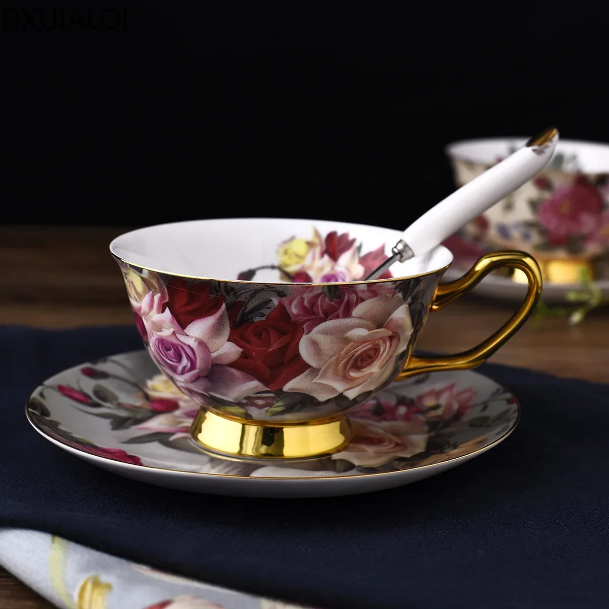 European retro coffee cup set British home afternoon tea cup tea set exquisite hand-painted ceramic cup and saucer 200ML