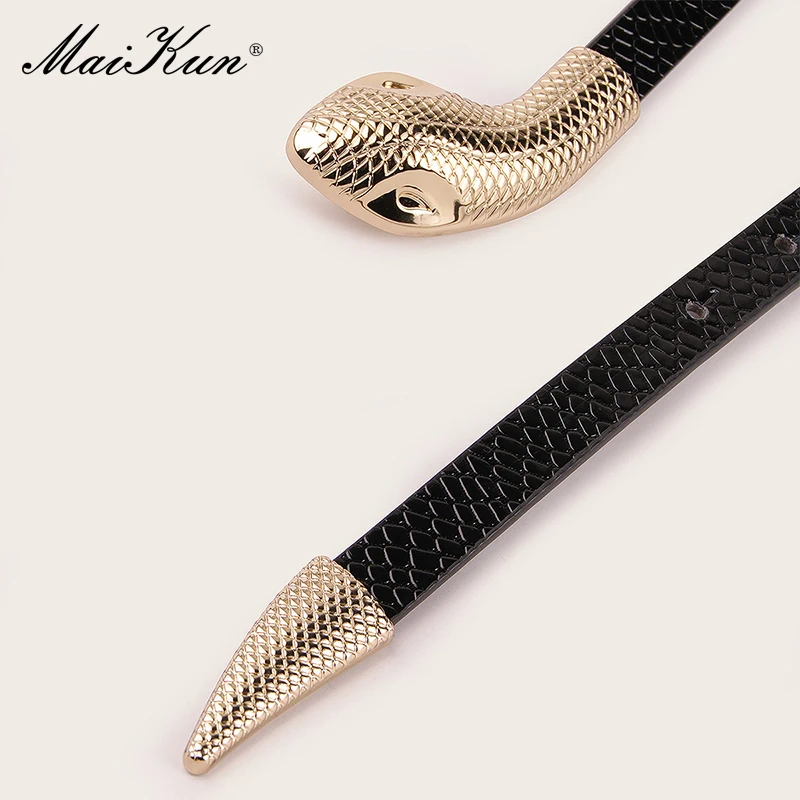 Maikun-Cinturón de piel sintética con hebilla de serpiente para mujer, cinturón con patrón de serpiente de charol de espejo negro, moda exquisita