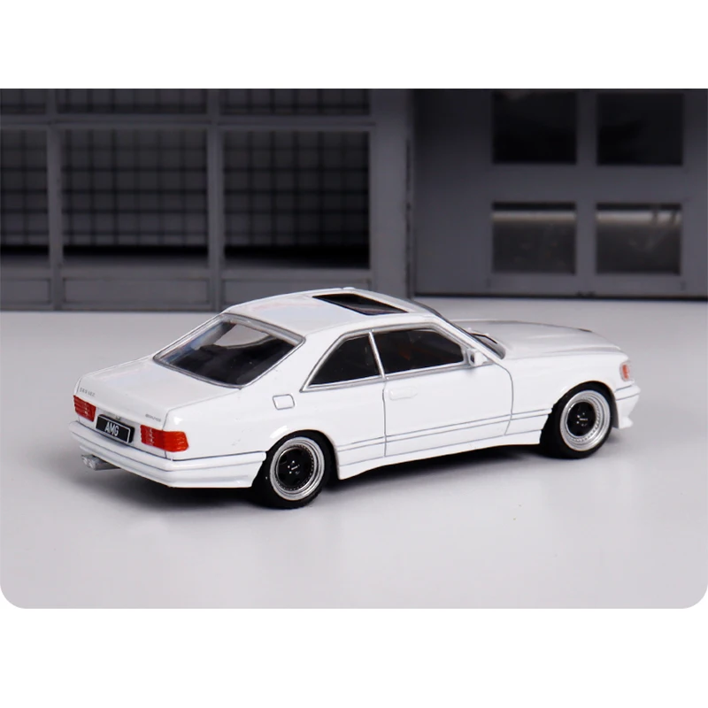 Diecast Original 1:64 Scale Benz 560SEC W126 RM S-class Classic Car Simulation Alloy Car Model Display Collectible Gift Souvenir