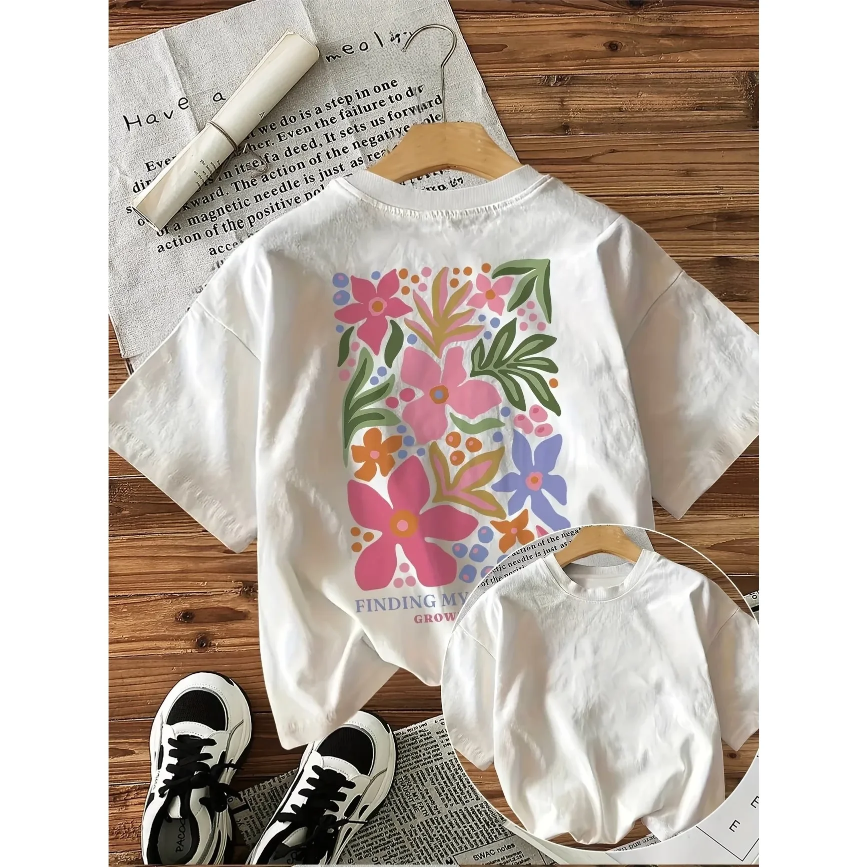 Love Flower Y2k Graphic Cotton Women's Retro Floral Print T-Shirt Soft Crew Neck Short Sleeve Top Vintage Shirt Floral Design