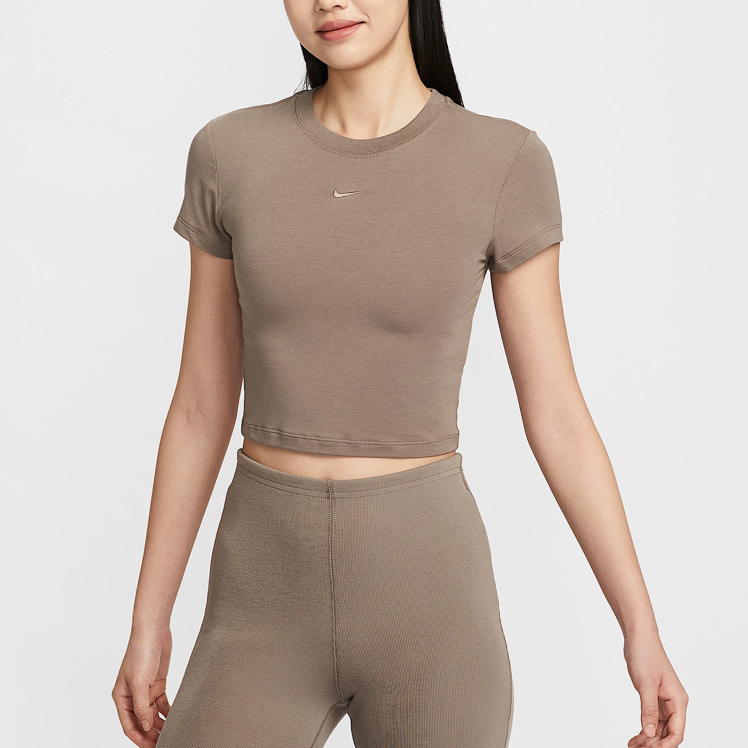 

Оригинальная женская укороченная футболка Nike 2025 Summer Slim Fit HF9539-233