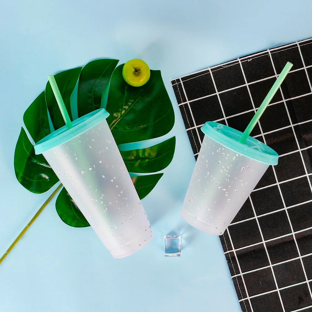 Magic Plastic Reusable Water Cups with Straws, Changing Color Cup, Magic, Creative Discoloration, 710ml