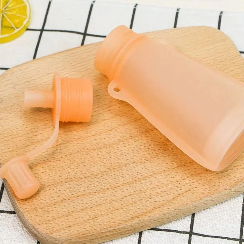 BPA Free Food Pouch Leak-proof Sealing Reusable Reusable Food Container Refillable Design Food Grade Silicone
