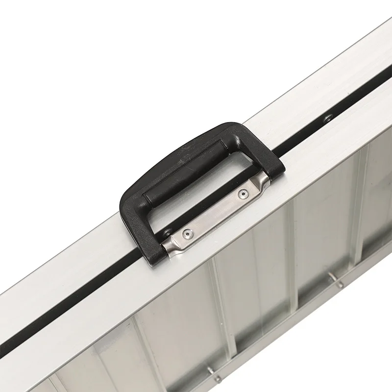 ทางลาดอลูมิเนียมอัลลอยแบบพกพา พับได้ ไม่มีสิ่งกีดขวาง ทางเข้าโรงแรม บันได ทางลาดสำหรับรถเข็น แผ่นทางลาดอลูมิเนียม