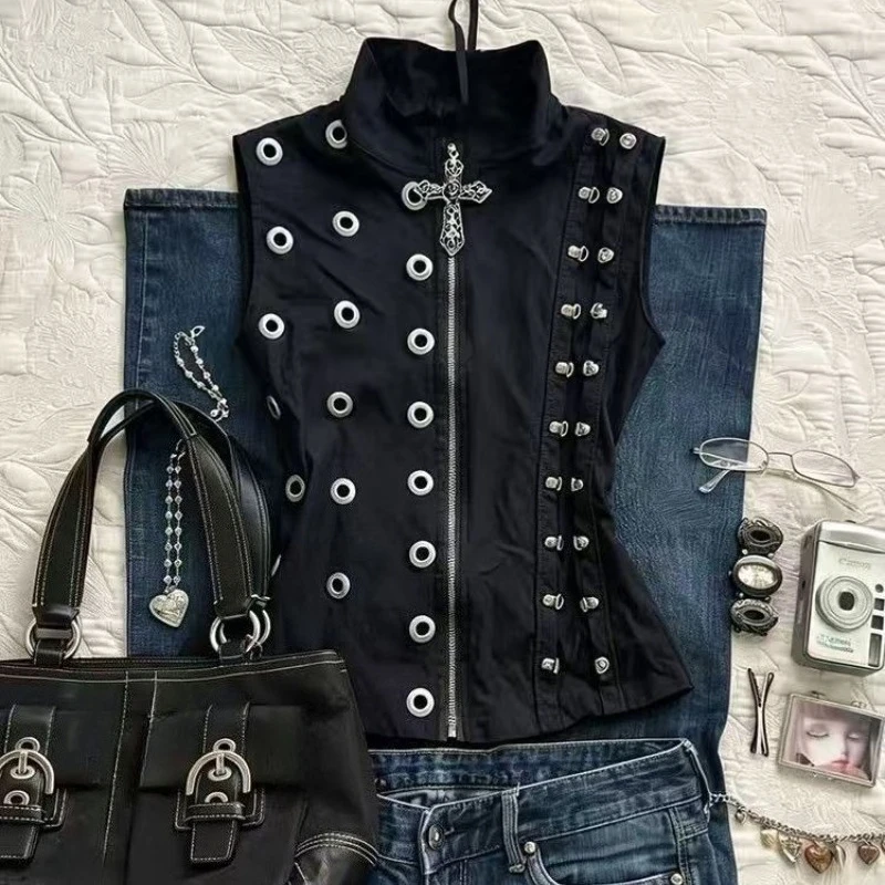 Japanese Gothic Punk Lolita Vests Women Vintage Metal Decoration Sleeveless Zipper Jackets High Street Harajuku Y2k Rivet Tops