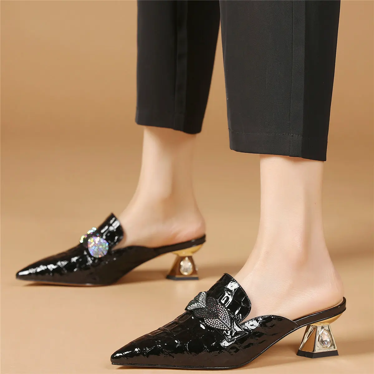 

Rhinestones Wedding Party Mules Women Genuine Leather High Heel Gladiator Sandals Female Pointed Toe Pumps Summer Casual Shoes