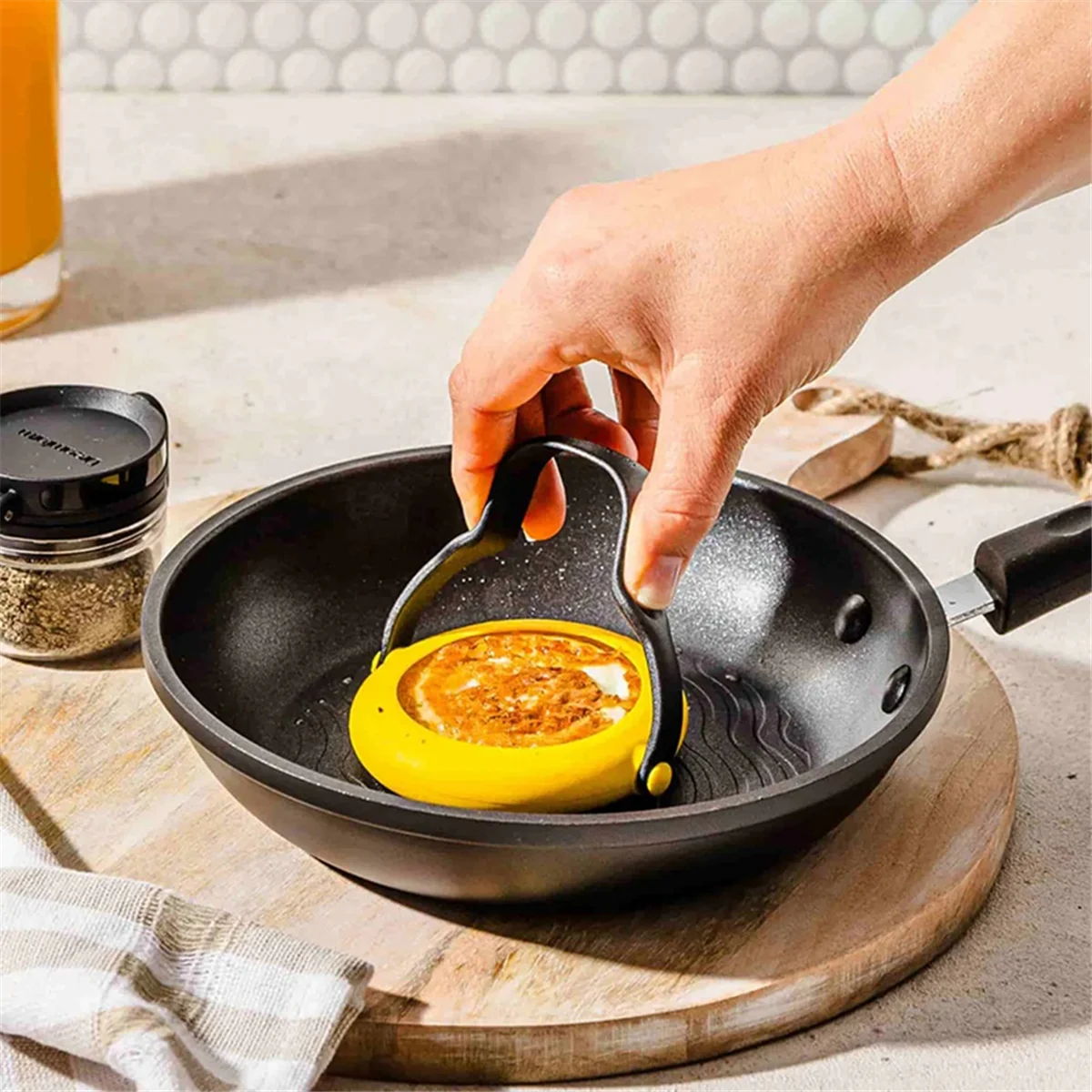 ABDR-espátula para huevos, anillos de silicona para huevos, espátula con agarre y tapa 2 en 1, panqueque, tostada francesa, tortilla para el hogar, 1 Uds.