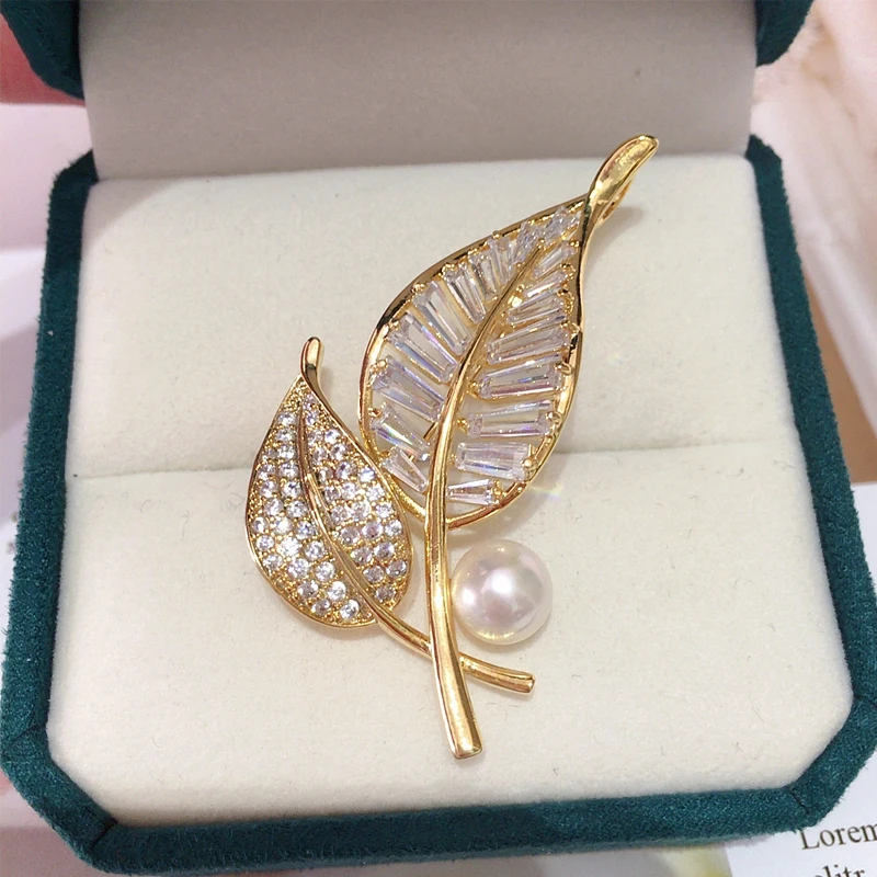 ZHBORUINI 2023 High Quality Natural Freshwater Pearl Brooch AAA Zircon Leaf Brooch Pearl Jewelry For Women Not Fade Gift