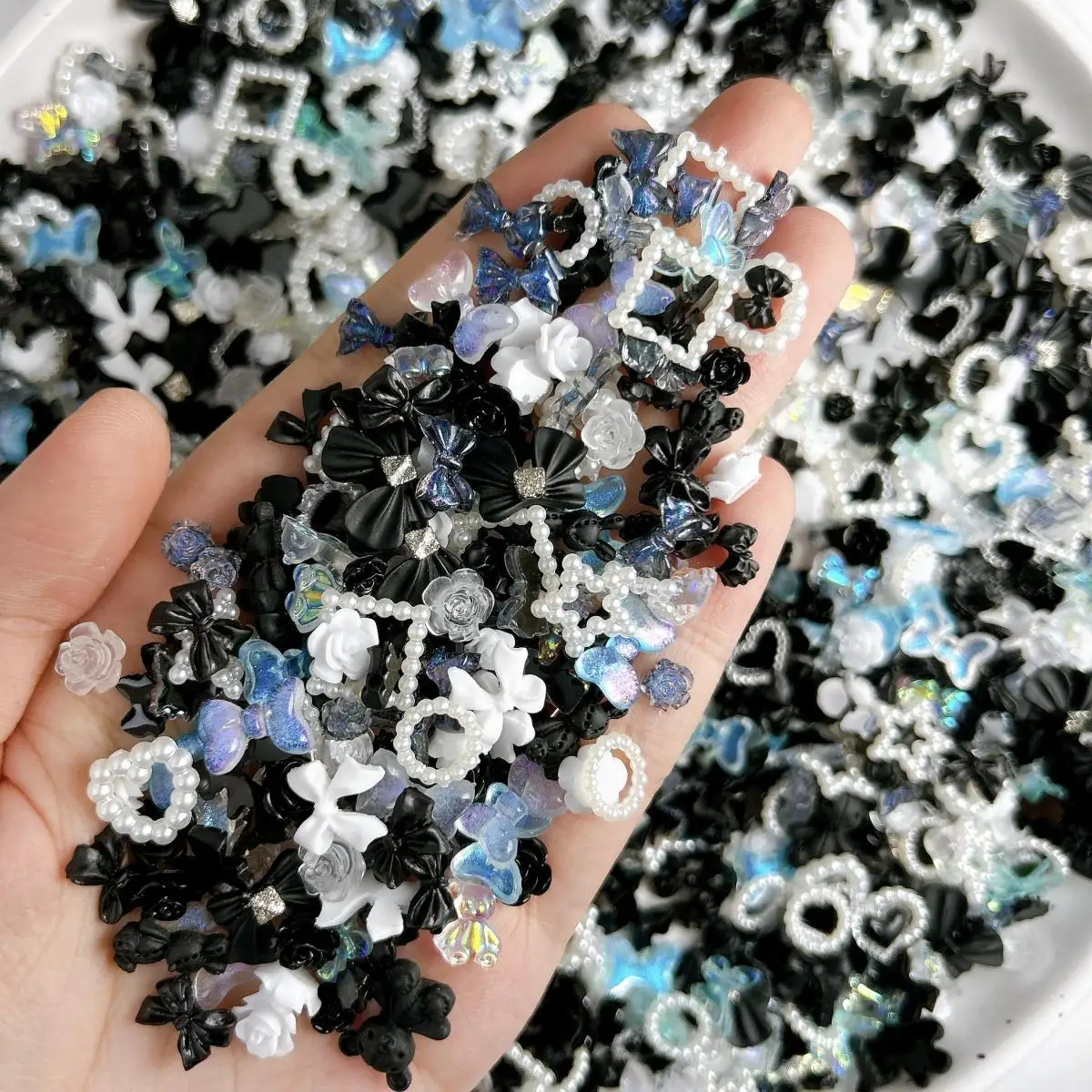 

Multiple Style Heart Rabbit Flower Resin Nail Charms Hollowed Pearl Frame Tie Butterfly Mixed Nail Art Decorations for DIY Nails