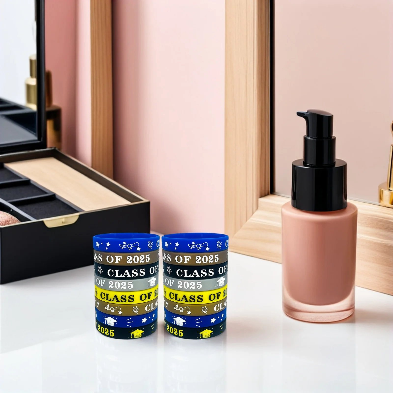 

24Pcs Graduation Silicone Wristbands Class of 2025 Party Favors High School Students Keepsakes Celebration Silicone Wristbands