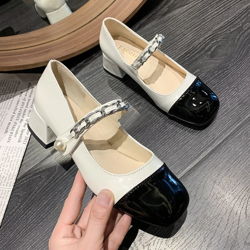 

Shallow Mouth Round Toe Retro Woman Shoes New Block Heels Mary Jane Shoes Classic Black White Color Matching Women's Pumps