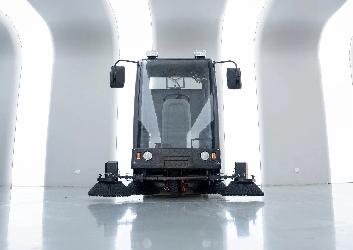 Automatic Street Sweeper Environmental Driveway Cleaning Machine CE Certified Industrial Grade for Warehouse Use
