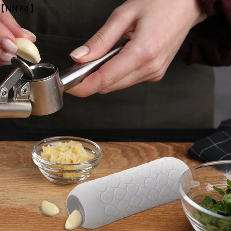 Tubo in silicone per sbucciare - Kitchen Gadgets Youtube recensione e prezzo