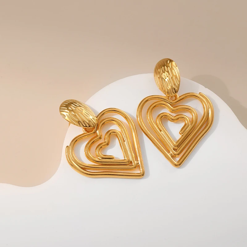 PRISCA | Heart Shape Dangle Earring for Women. Stainless Steel. Gold Plated. Chic Jewelry. Party Gift. New