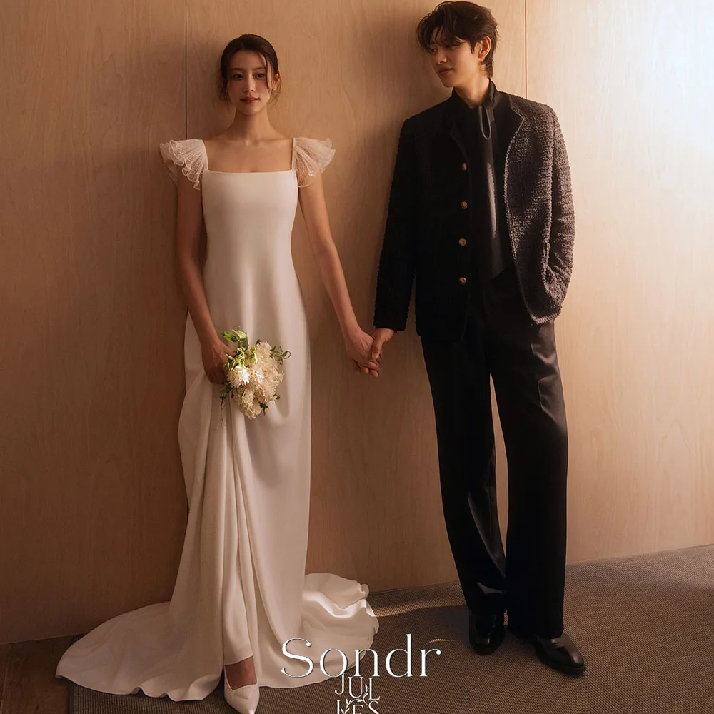 Sondr Customized Korean Wedding Snap Dresses Flutter Sleeves Square Collar Elegant Bridal Gown with Train