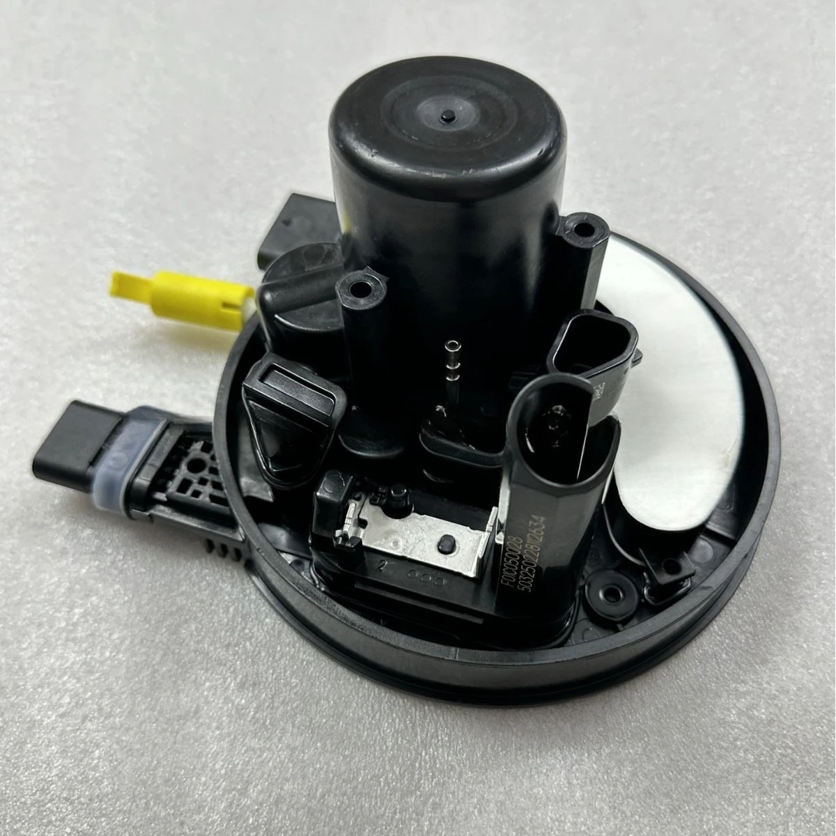 

Подходит для насоса мочевины Bosch 044404006D AdBlue, насос мочевины 0309GAM01341N