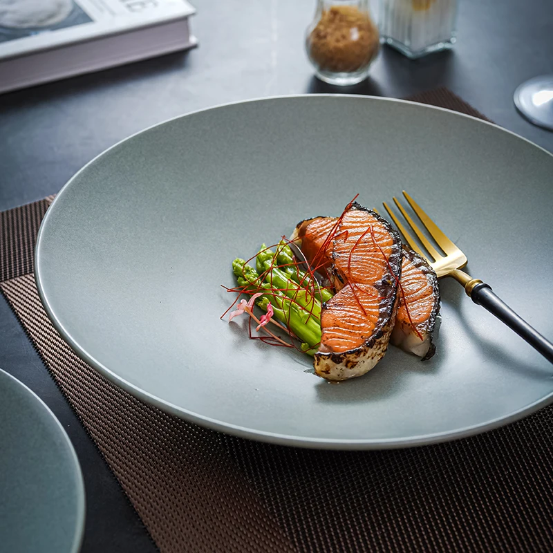 シンプルな竹の帽子セラミックプレート、創造的な食器、サラダレトロ、芸術的な最高のスープ、家庭