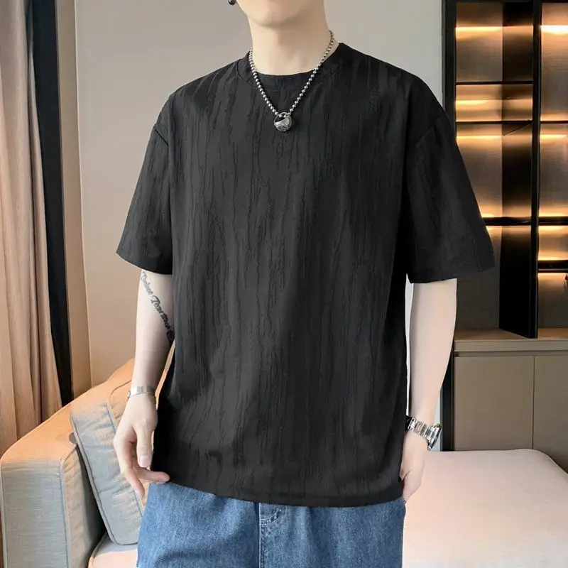 

Trendy Wrinkle Texture Short Sleeve T-Shirt for Men 2026 New Casual Loose Fit Jacquard Tee Youth Fashion